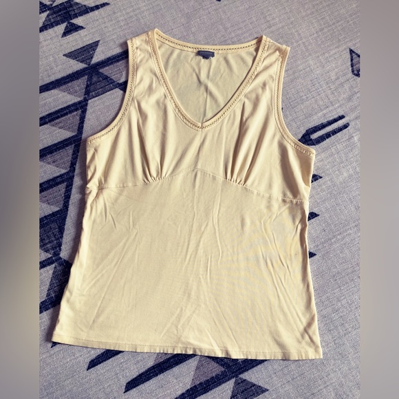 Ann Taylor Tank, L - Picture 9 of 9